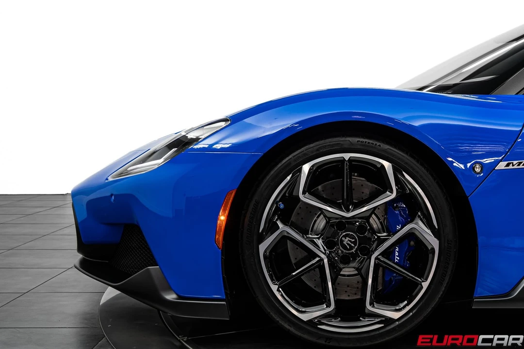 2023 Maserati MC20 - Image 15 of 31