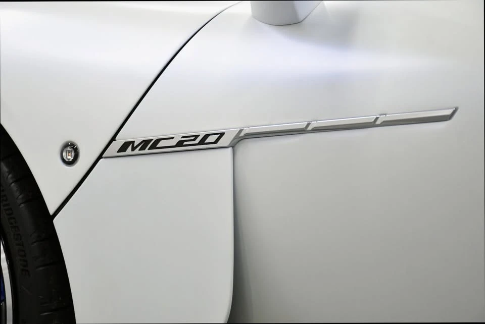 2023 Maserati MC20 Cielo - Image 8 of 20