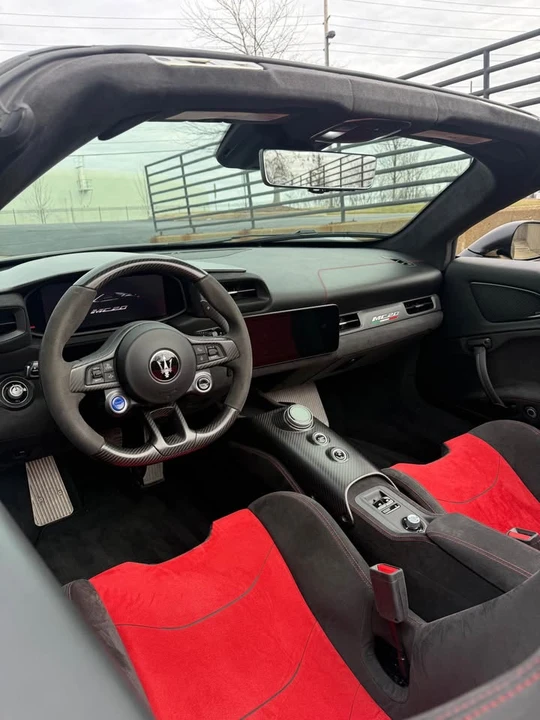 2023 Maserati MC20 Cielo - Image 13 of 16