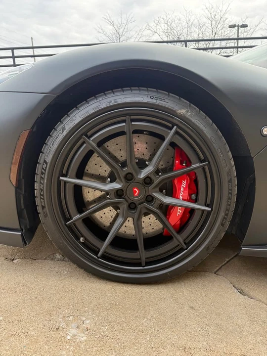 2023 Maserati MC20 Cielo - Image 9 of 16