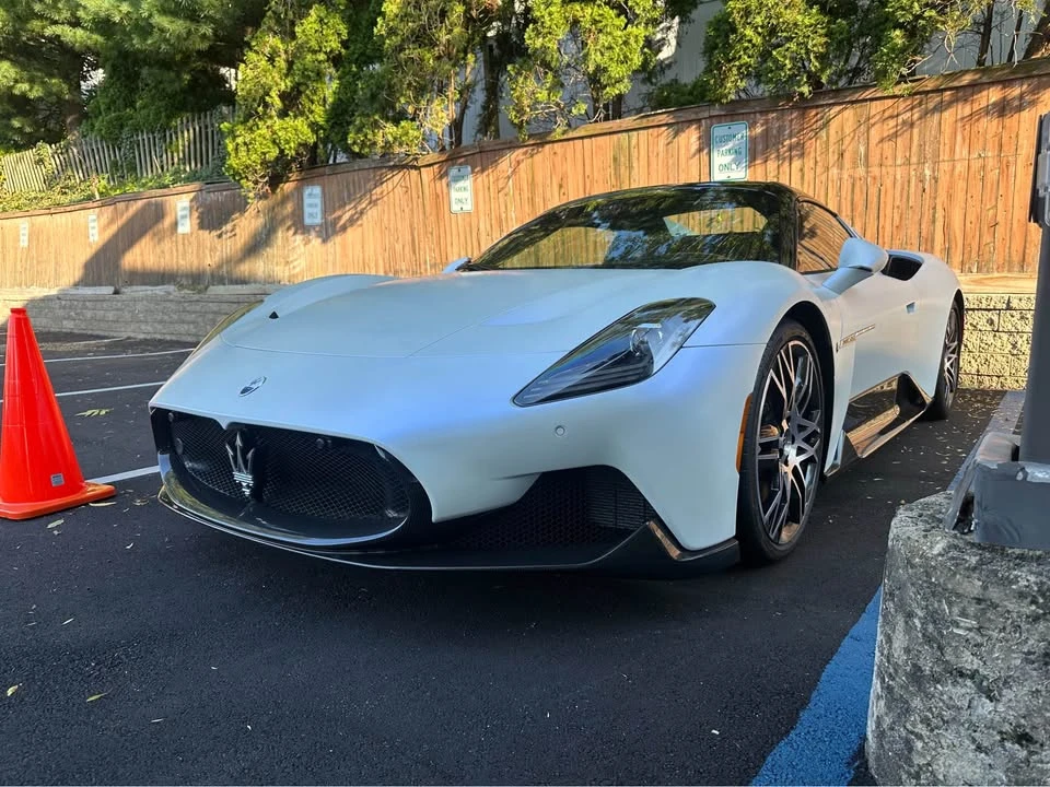 2023 Maserati MC20 Cielo - Image 8 of 20