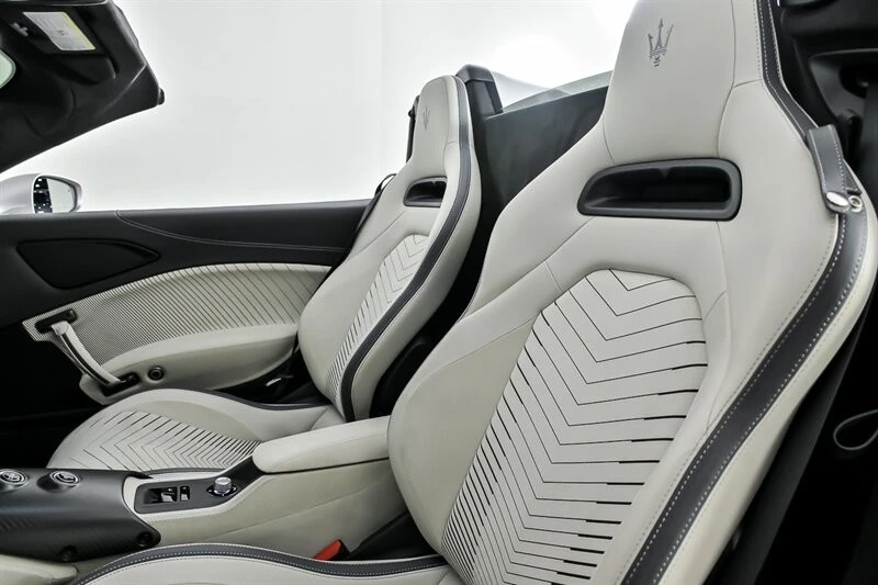 2023 Maserati MC20 Cielo - Image 23 of 31