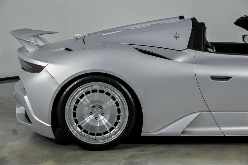 2023 Maserati MC20 Cielo - Image 13 of 31
