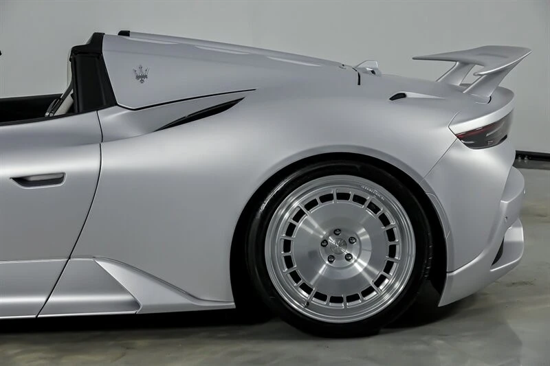 2023 Maserati MC20 Cielo - Image 9 of 31