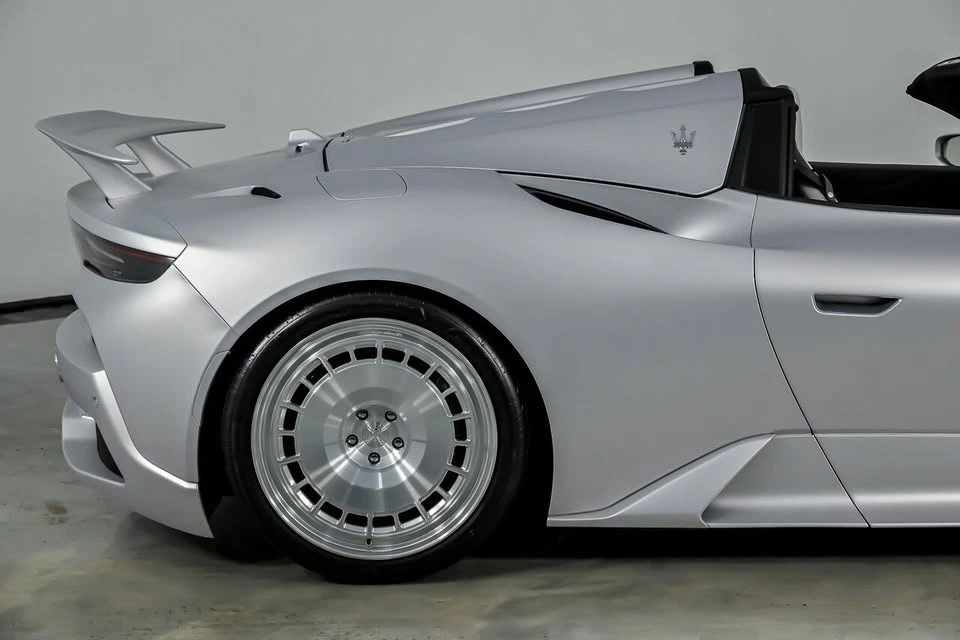 2023 Maserati MC20 Cielo - Image 13 of 20