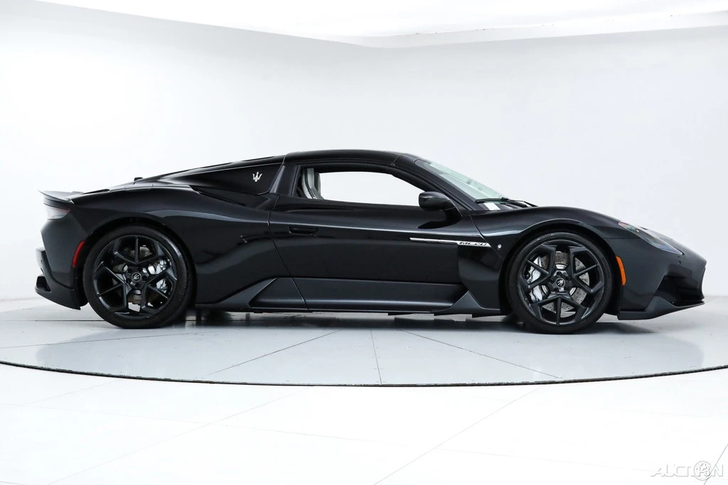 2023 Maserati MC20 Cielo - Image 9 of 21