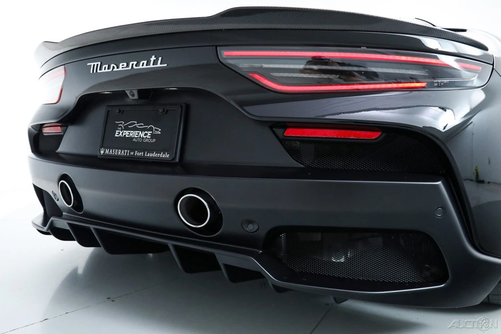 2023 Maserati MC20 Cielo - Image 15 of 21