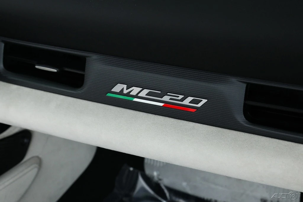 2023 Maserati MC20 Cielo - Image 19 of 21