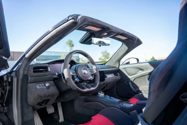 2023 Maserati MC20 Cielo - Image 2 of 21