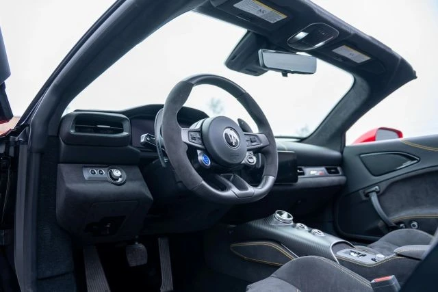 2023 Maserati MC20 Cielo - Image 2 of 21
