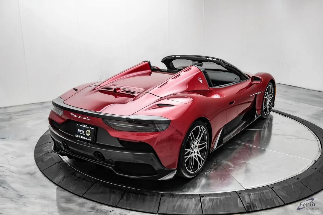 2023 Maserati MC20 Cielo - Image 24 of 31