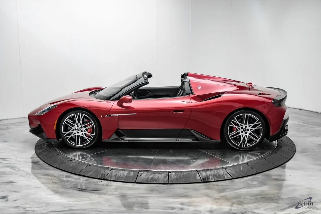 2023 Maserati MC20 Cielo - Image 9 of 31