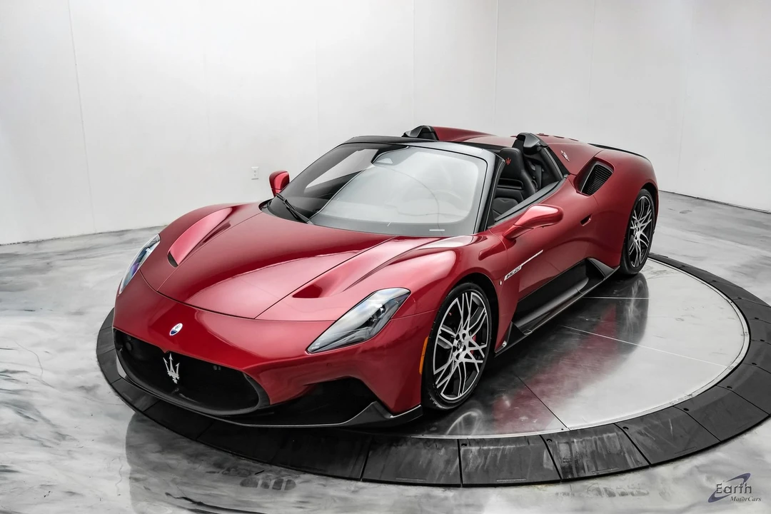 2023 Maserati MC20 Cielo - Image 8 of 31