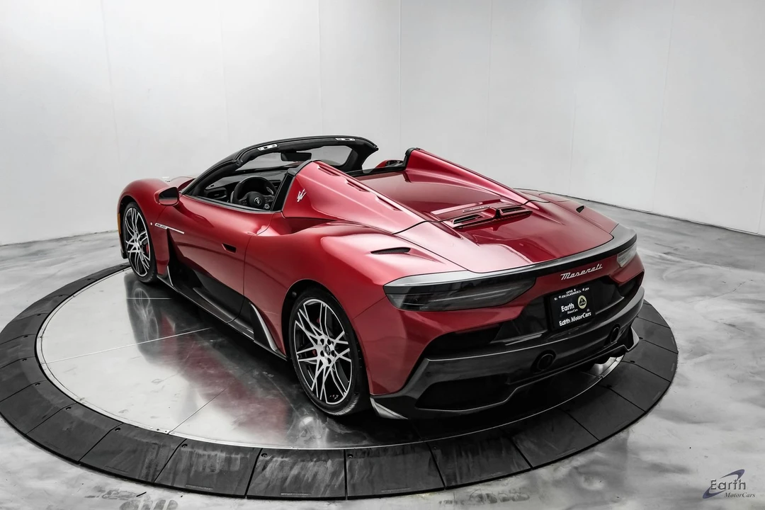 2023 Maserati MC20 Cielo - Image 15 of 31