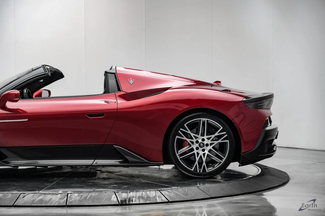 2023 Maserati MC20 Cielo - Image 12 of 31