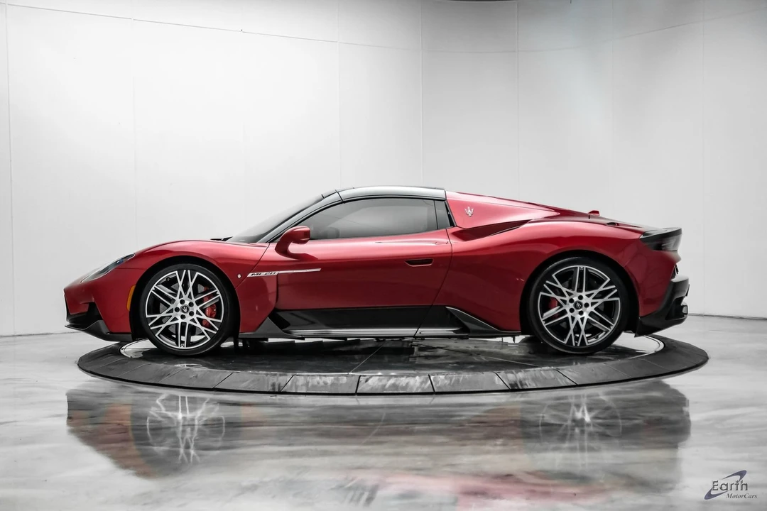2023 Maserati MC20 Cielo - Image 10 of 31
