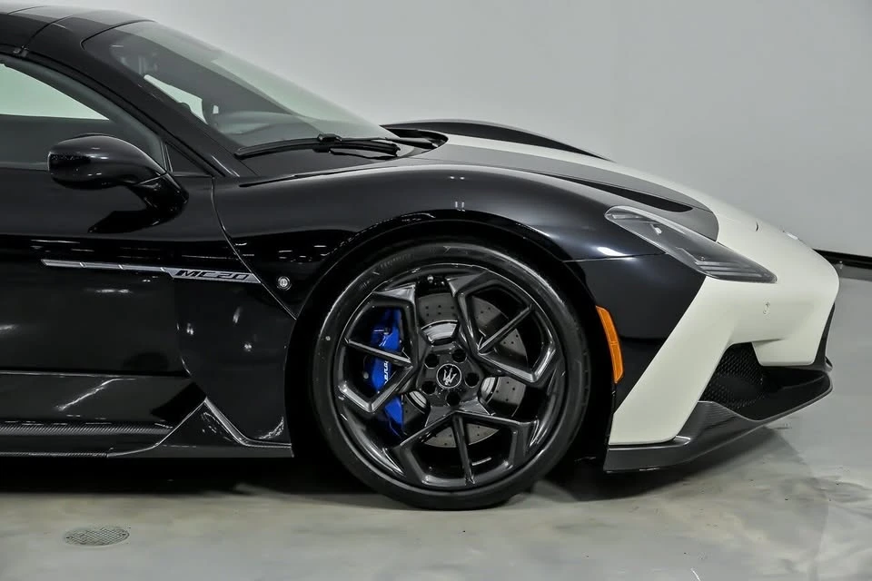 2023 Maserati MC20 Cielo - Image 18 of 20