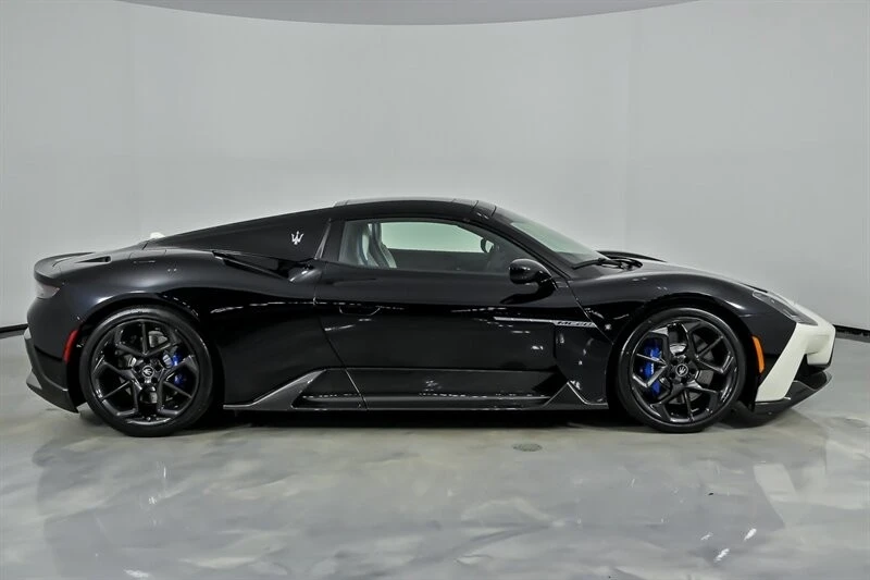 2023 Maserati MC20 Cielo - Image 17 of 21