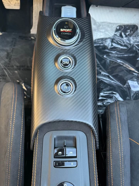 2023 Maserati MC20 Cielo - Image 17 of 18