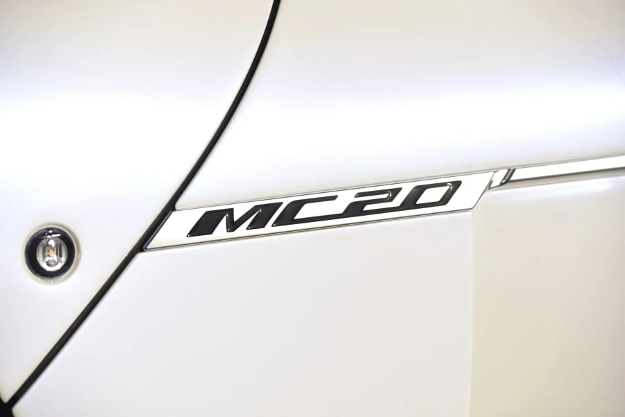 2023 Maserati MC20 Cielo - Image 7 of 31