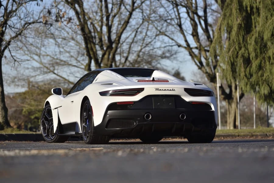 2023 Maserati MC20 Cielo - Image 11 of 31