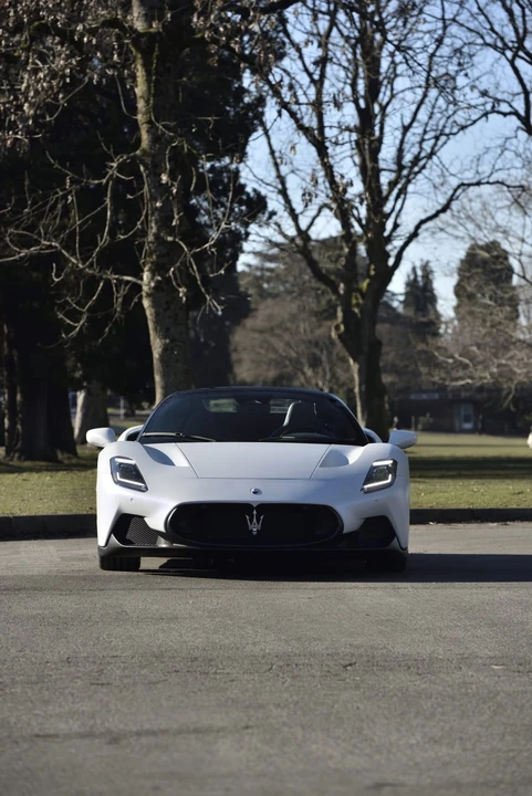 2023 Maserati MC20 Cielo - Image 10 of 31