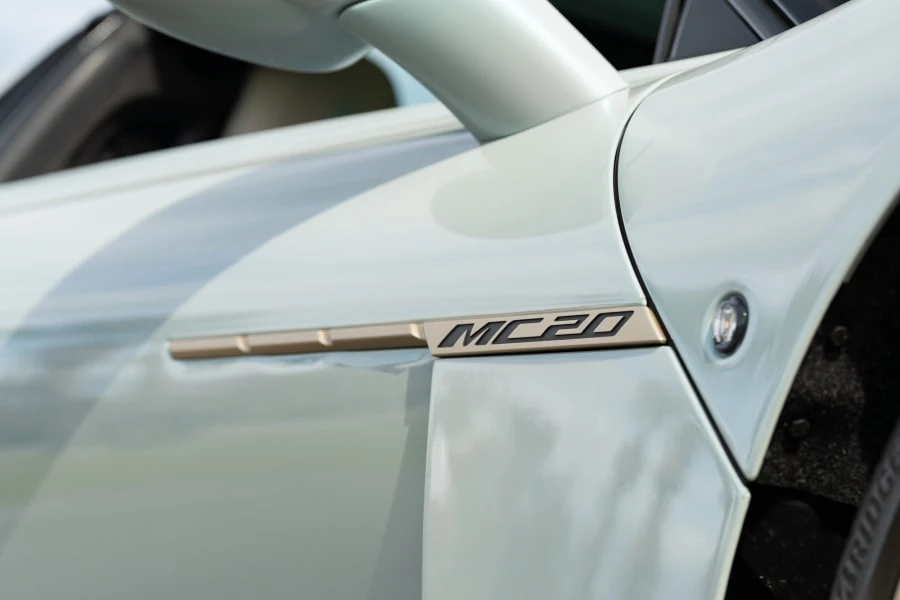 2023 Maserati MC20 Cielo - Image 7 of 31