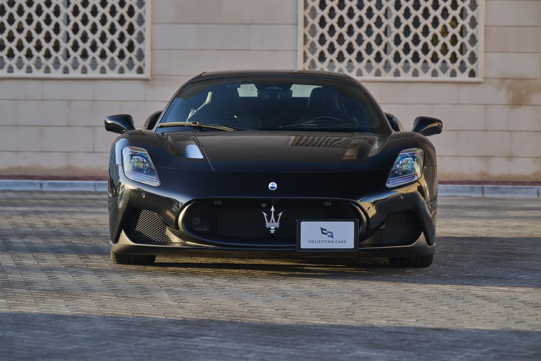 2023 Maserati MC20 Cielo - Image 12 of 31
