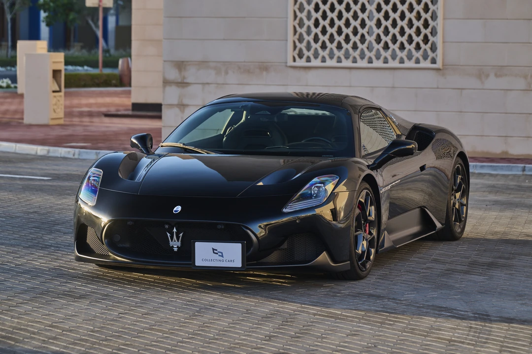 2023 Maserati MC20 Cielo - Image 13 of 31