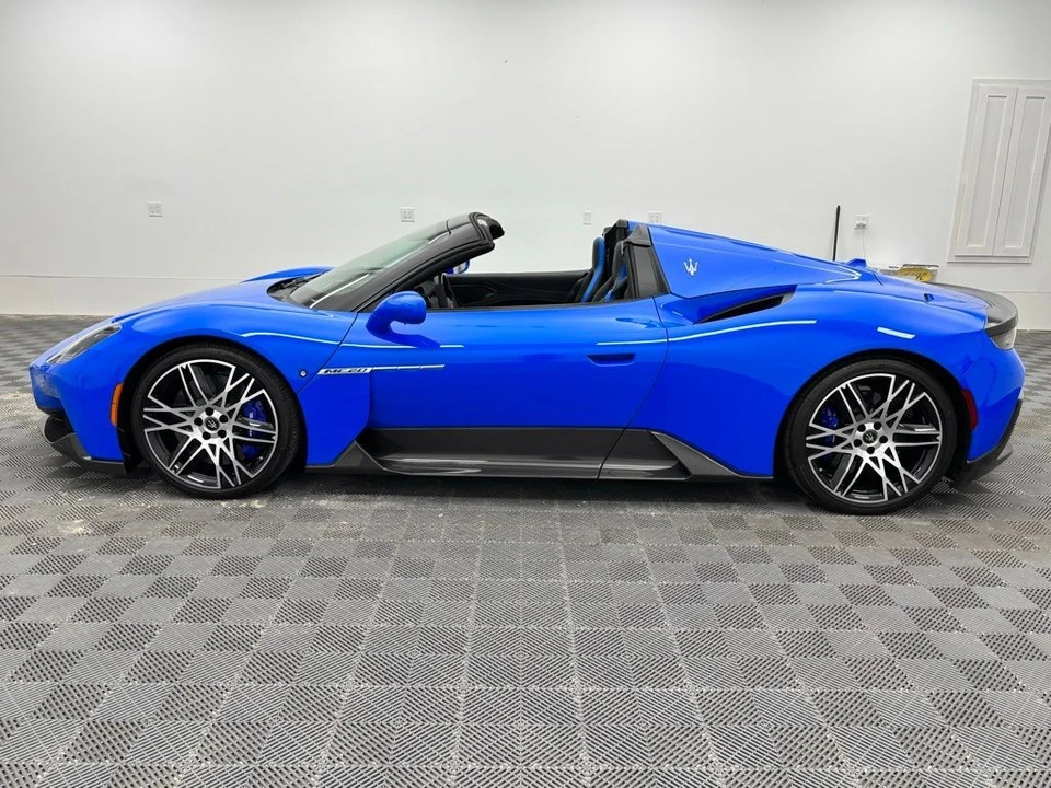 2023 Maserati MC20 Cielo - Image 7 of 12