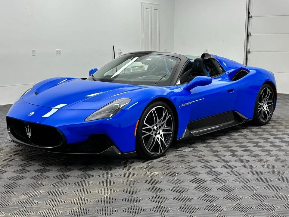 2023 Maserati MC20 Cielo - Image 8 of 12