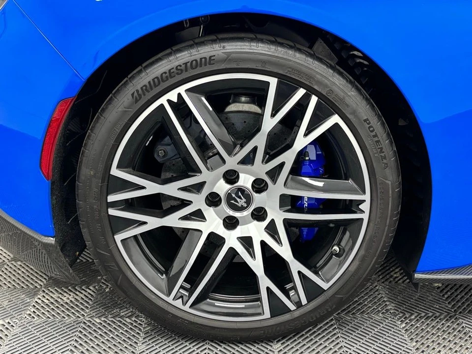2023 Maserati MC20 Cielo - Image 13 of 20