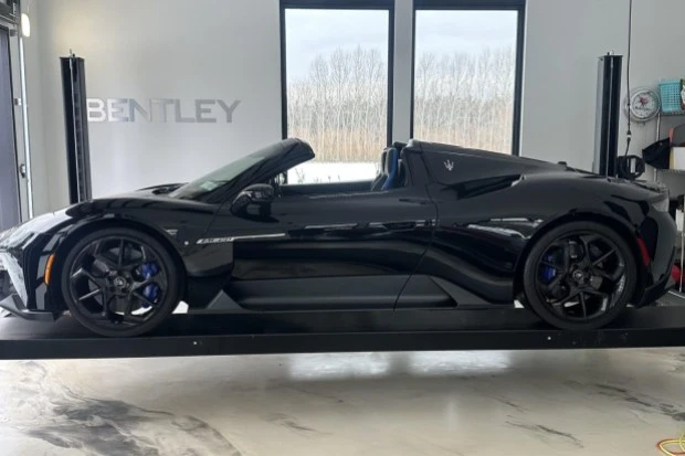 2023 Maserati MC20 Cielo - Image 3 of 8