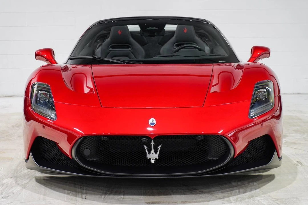 2023 Maserati MC20 Cielo - Image 28 of 31