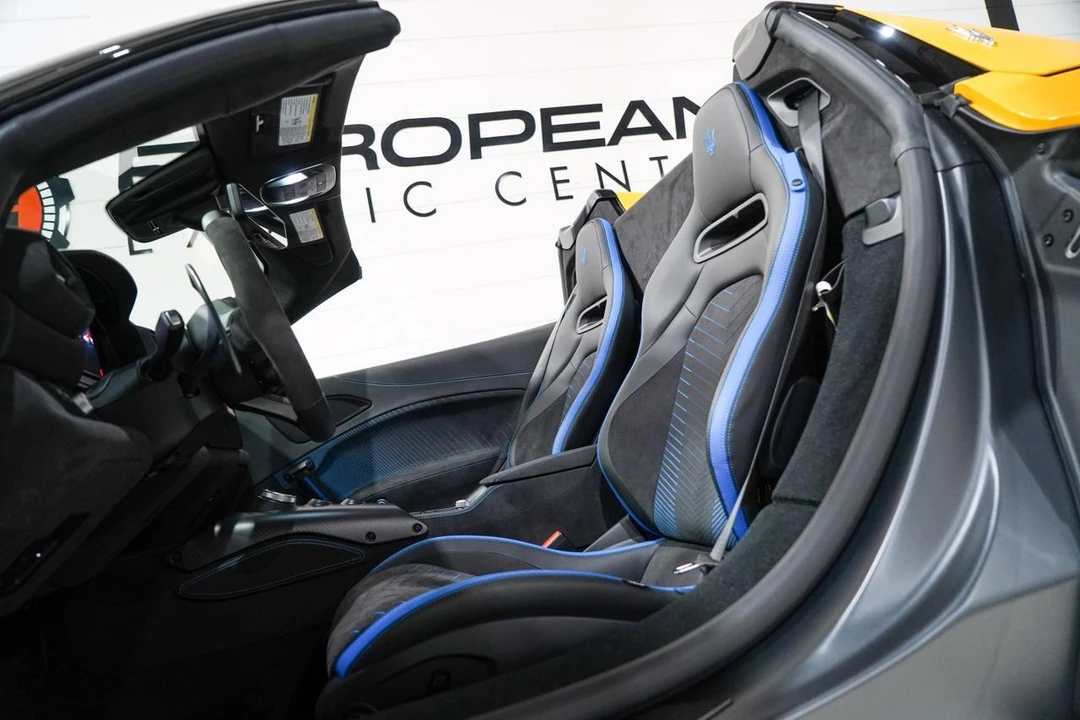 2023 Maserati MC20 Cielo - Image 11 of 21