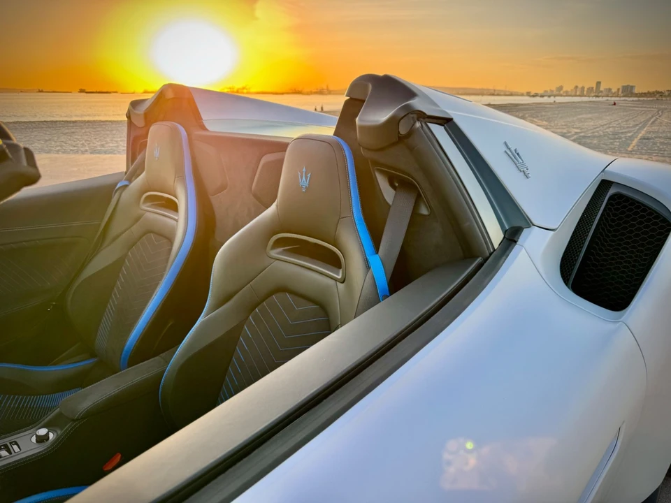 2023 Maserati MC20 Cielo - Image 16 of 31