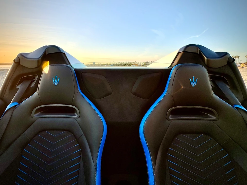 2023 Maserati MC20 Cielo - Image 17 of 31