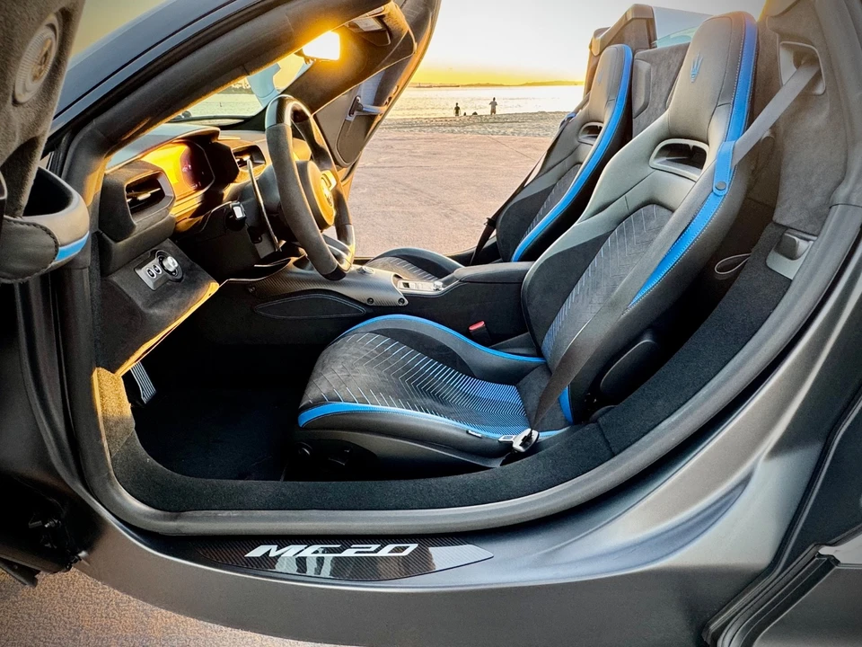2023 Maserati MC20 Cielo - Image 28 of 31