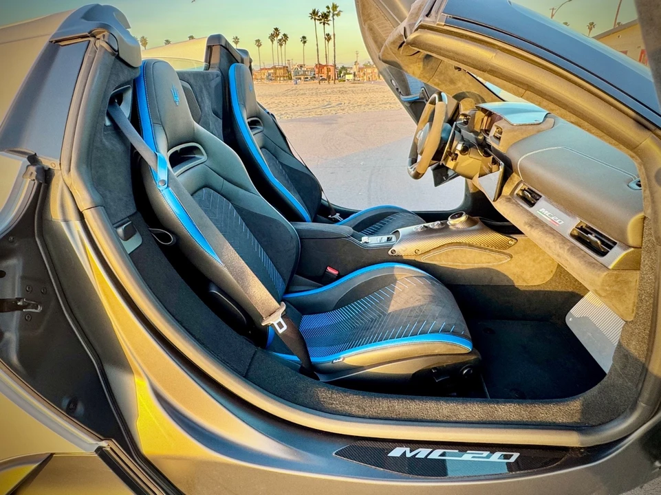 2023 Maserati MC20 Cielo - Image 29 of 31