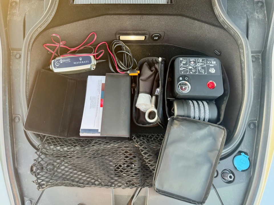 2023 Maserati MC20 Cielo - Image 19 of 31