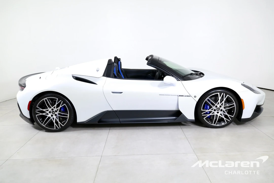 2023 Maserati MC20 Cielo - Image 11 of 12