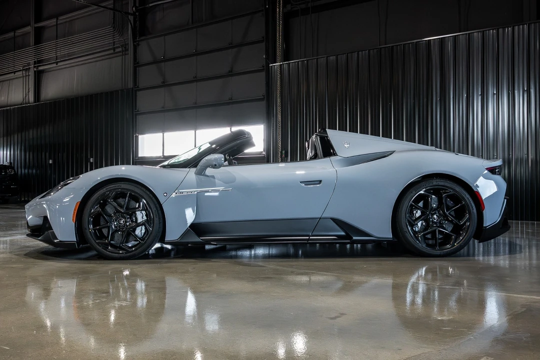 2023 Maserati MC20 Cielo - Image 5 of 31