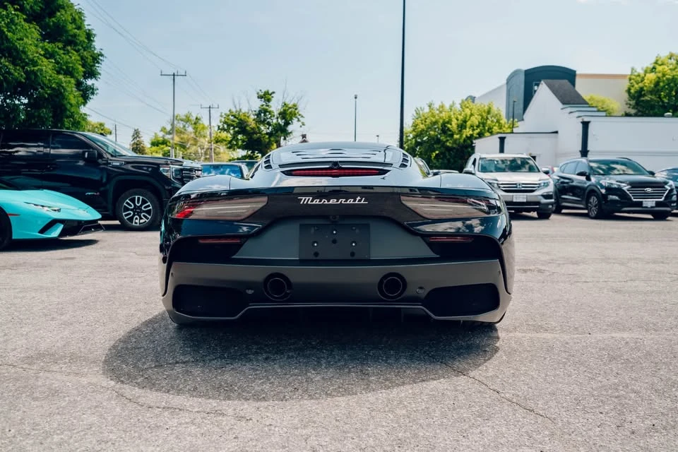 2023 Maserati MC20 - Image 10 of 18