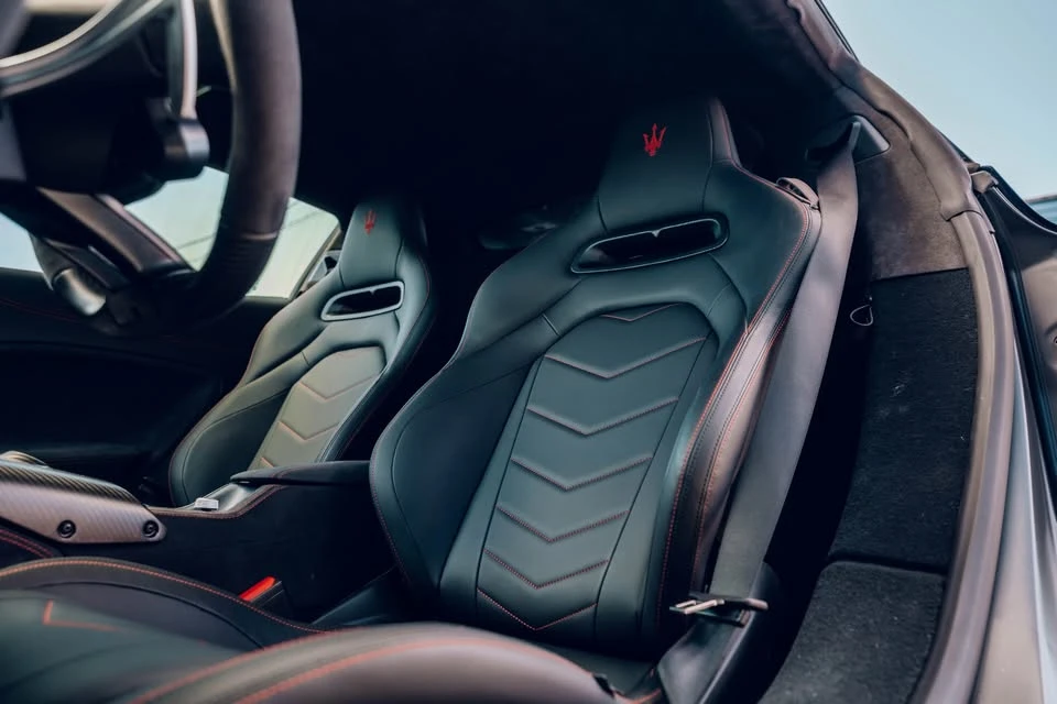 2023 Maserati MC20 - Image 13 of 18