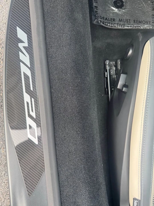 2023 Maserati MC20 - Image 18 of 20