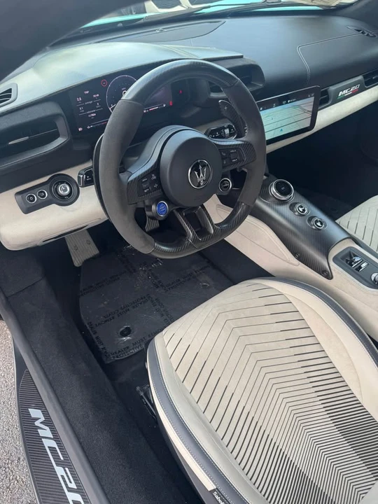 2023 Maserati MC20 - Image 15 of 20