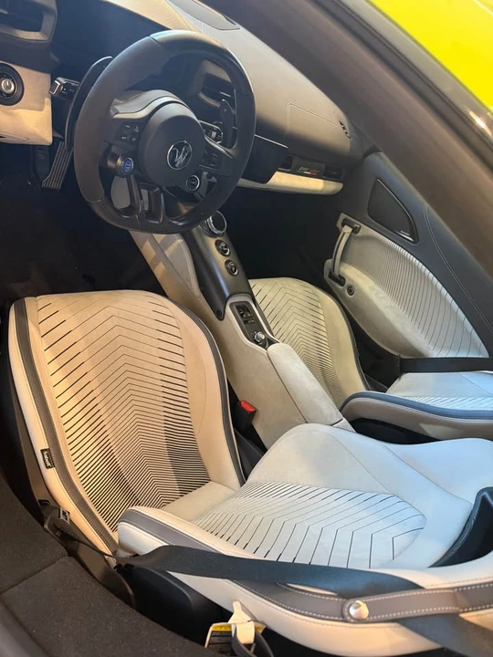 2023 Maserati MC20 - Image 17 of 17
