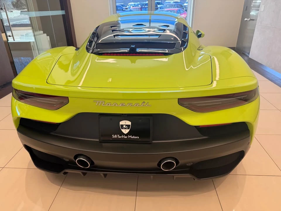 2023 Maserati MC20 - Image 11 of 17