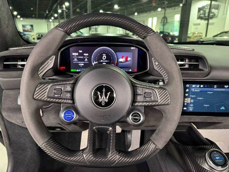 2023 Maserati MC20 - Image 10 of 11