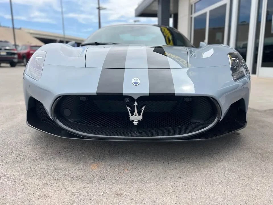 2023 Maserati MC20 - Image 2 of 17